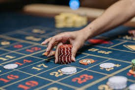 shan789cc တွင် Baccarat နှင့် Poker ကတ်ဂိမ်းများ